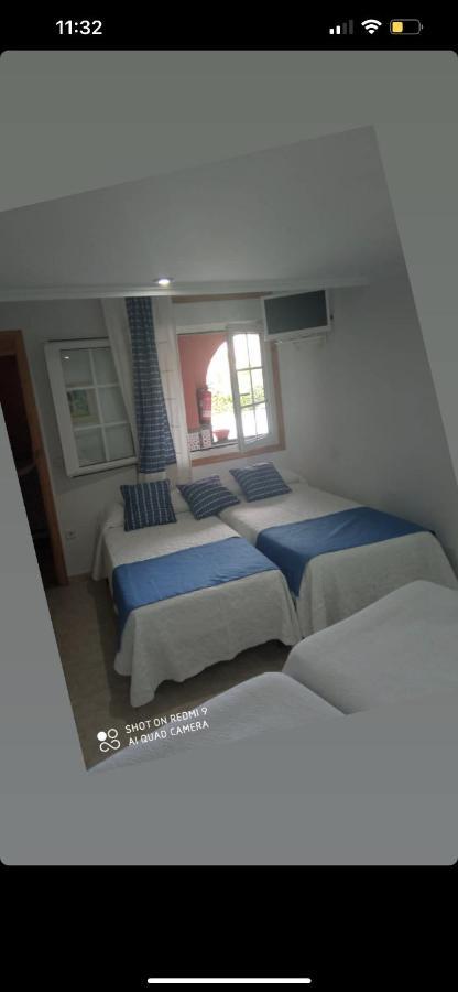 Apartamentos Turisticos Casa Soto Байона Екстериор снимка