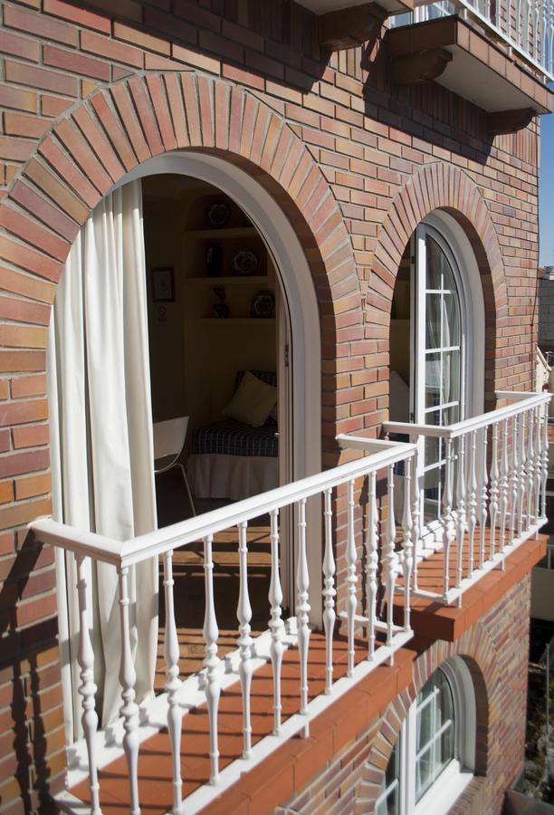 Apartamentos Turisticos Casa Soto Байона Екстериор снимка