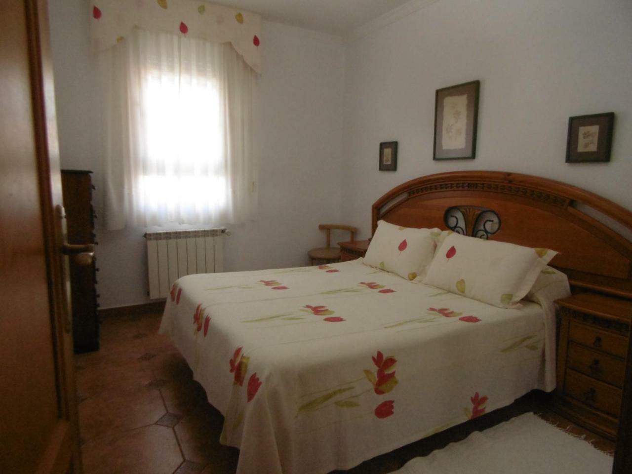 Apartamentos Turisticos Casa Soto Байона Екстериор снимка