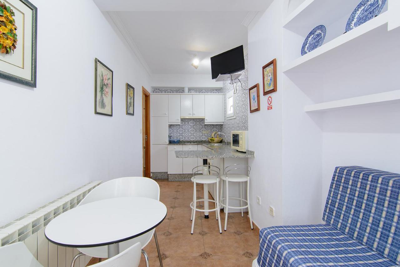 Apartamentos Turisticos Casa Soto Байона Екстериор снимка