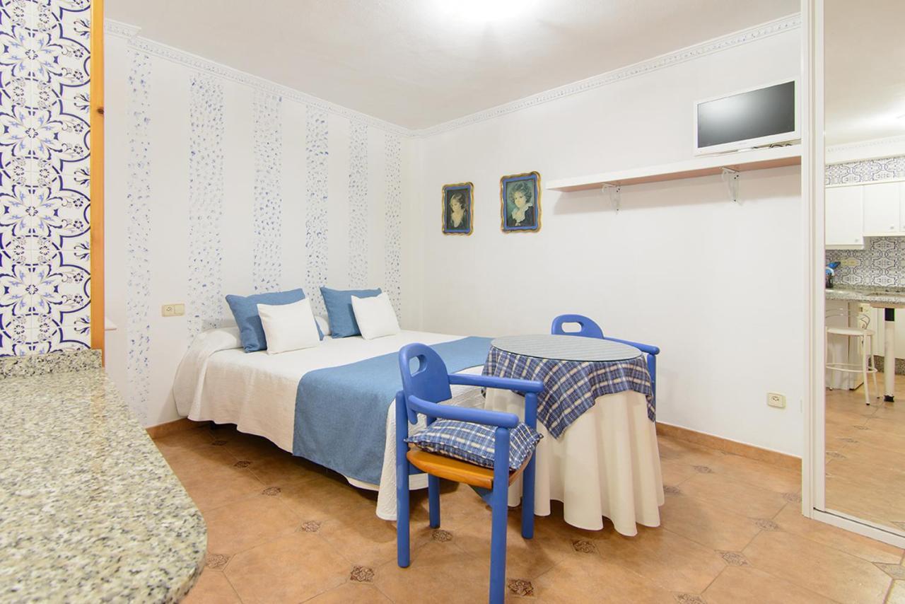 Apartamentos Turisticos Casa Soto Байона Екстериор снимка
