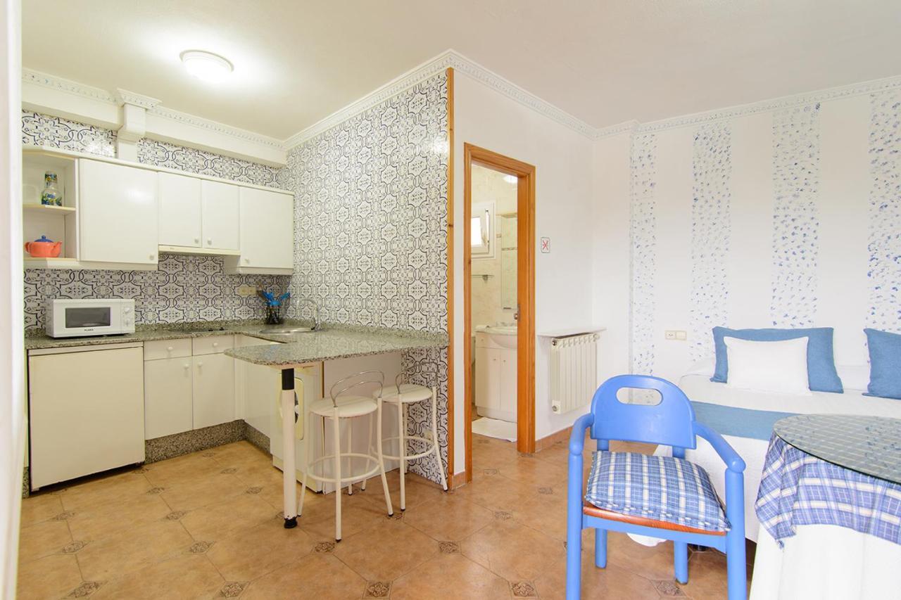 Apartamentos Turisticos Casa Soto Байона Екстериор снимка
