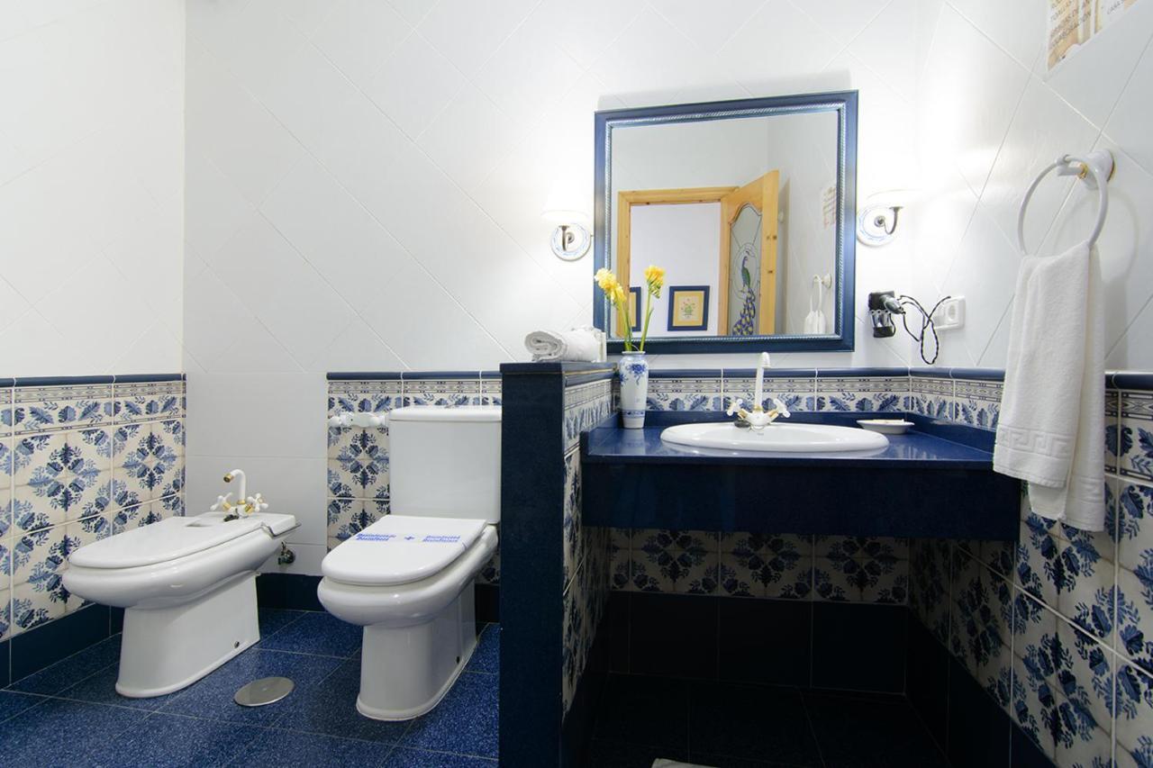 Apartamentos Turisticos Casa Soto Байона Екстериор снимка