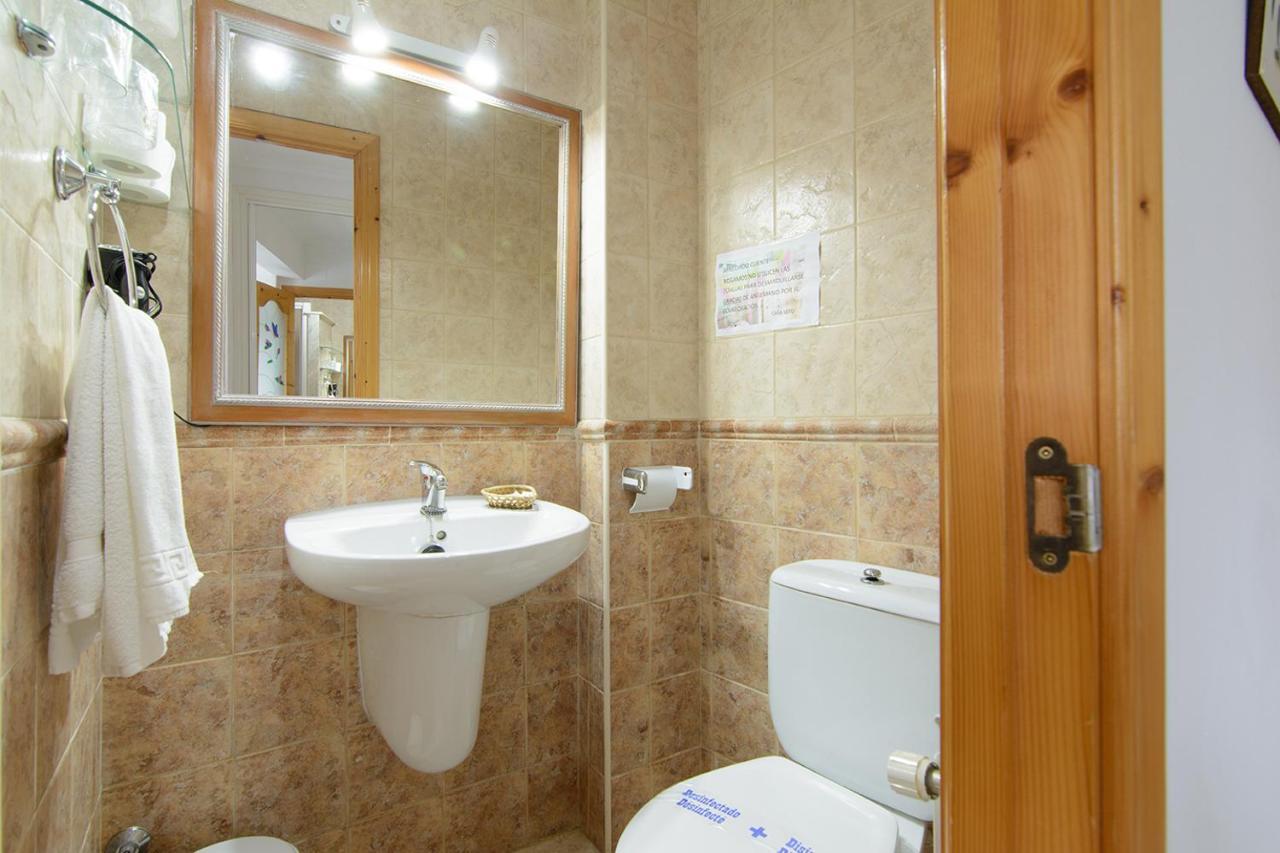 Apartamentos Turisticos Casa Soto Байона Екстериор снимка